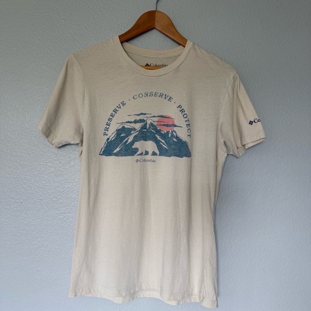 Columbia Cream Cotton Casual Graphic Mountain Short Sleeve Tee Size Medium